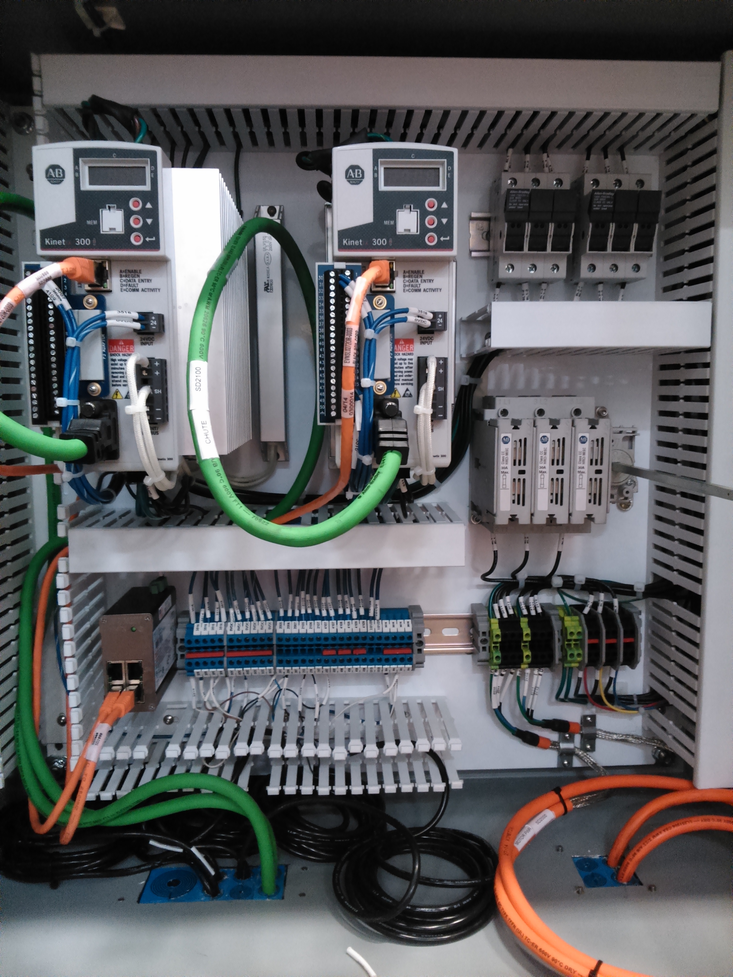 Nos encargamos del estudio, diseño y fabricación de sistemas de automatización.